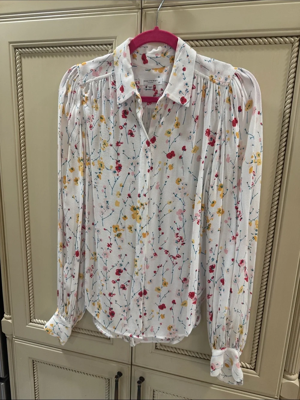 Equipment White Floral Button-Front Blouse Small - Picture 4 of 10